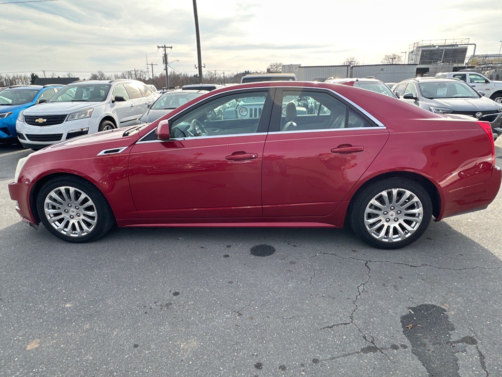 2011 Cadillac CTS Image 2