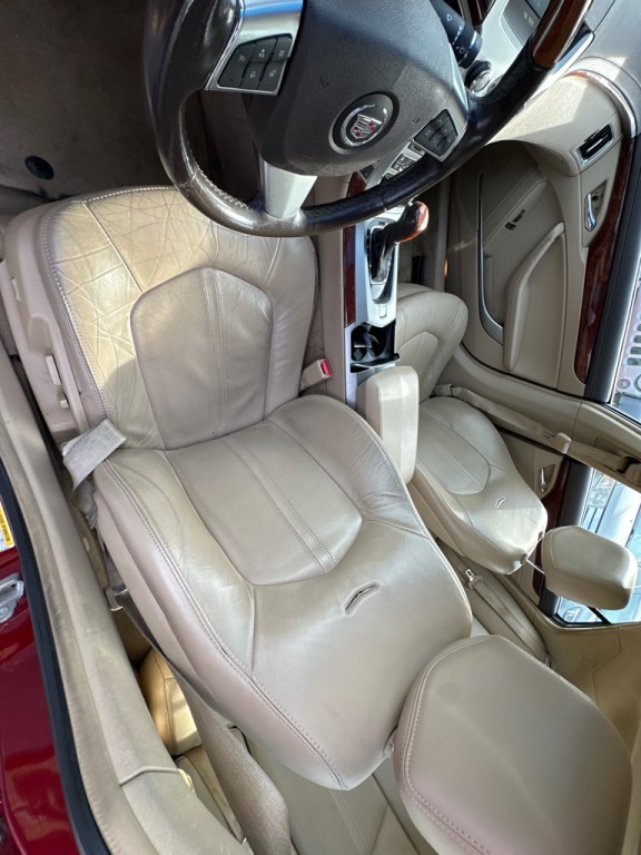 2011 Cadillac CTS Image 11
