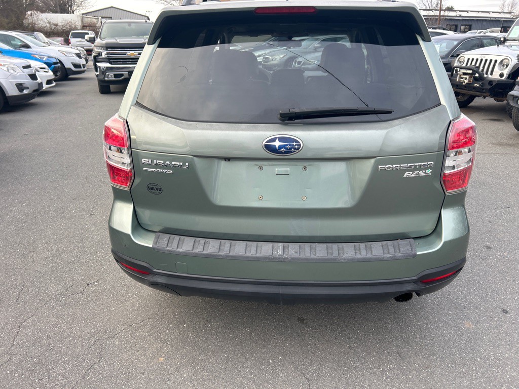 2014 Subaru Forester Image 6