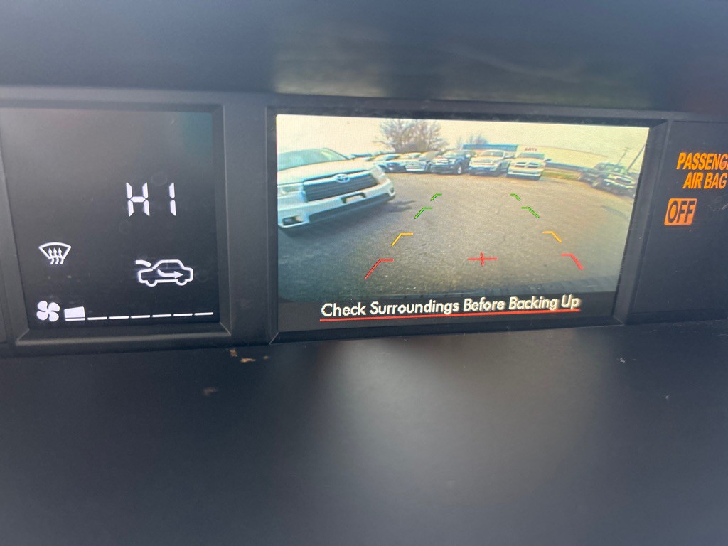 2014 Subaru Forester Image 16