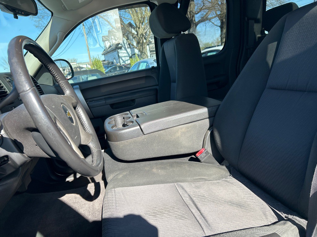 2011 Chevrolet Silverado 1500 Image 11