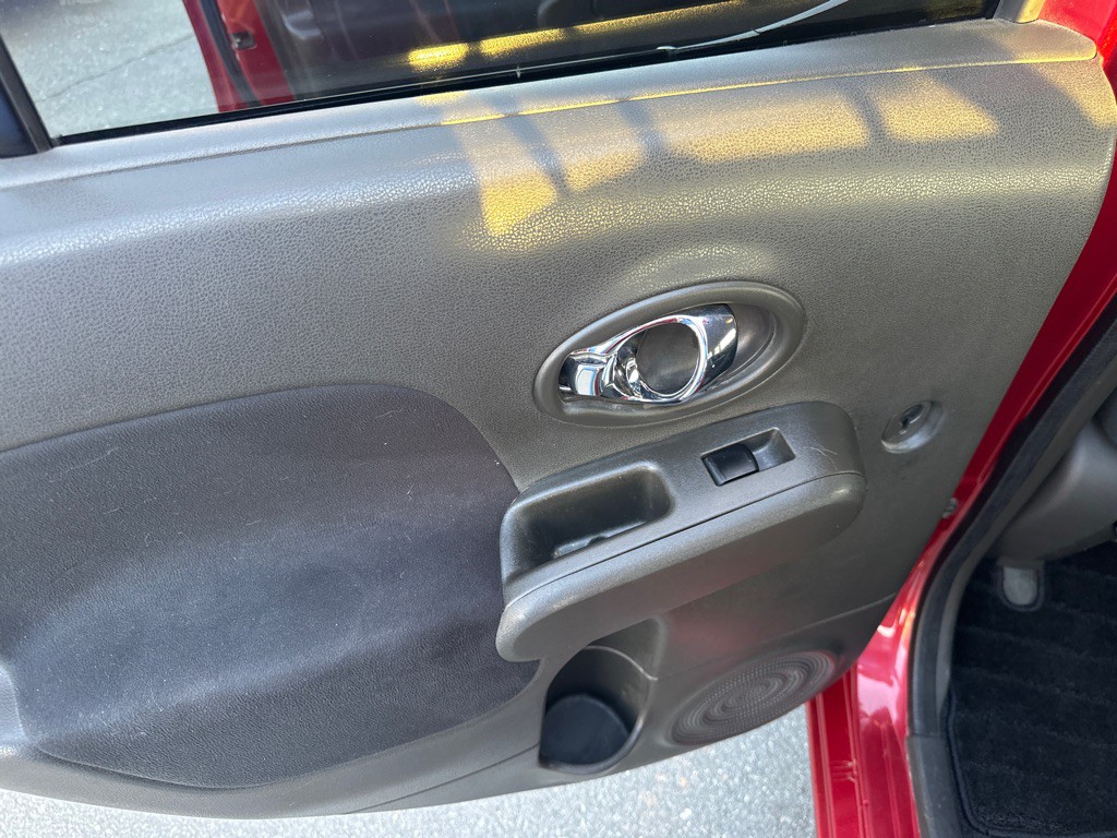 2012 Nissan Cube Image 12