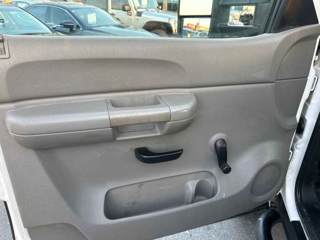 2008 Chevrolet Silverado 1500 Image 11