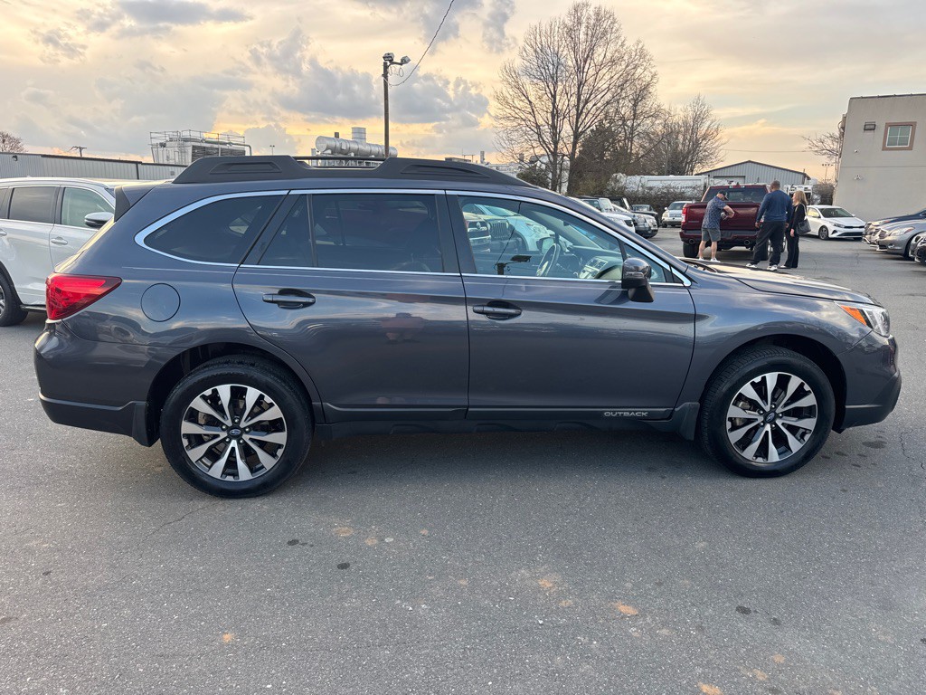 2017 Subaru Outback Image 6