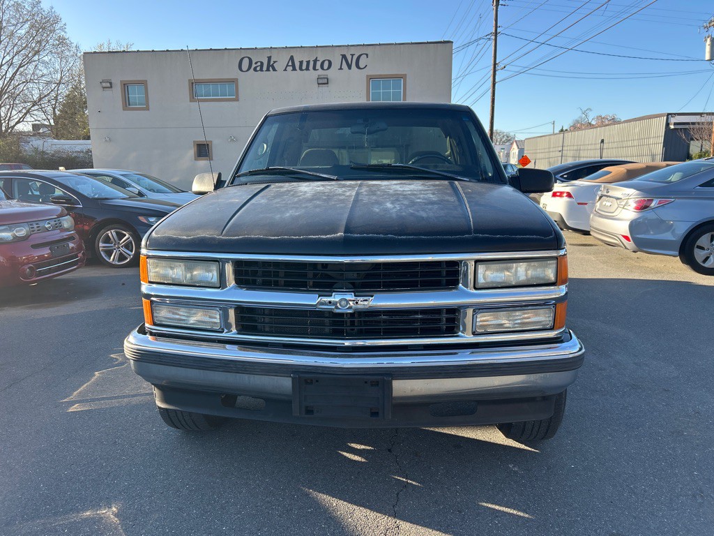1998 Chevrolet C/K Image 2