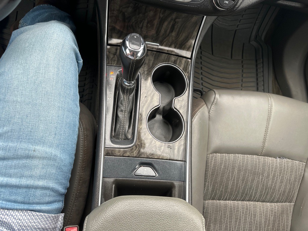 2015 Chevrolet Impala Image 20