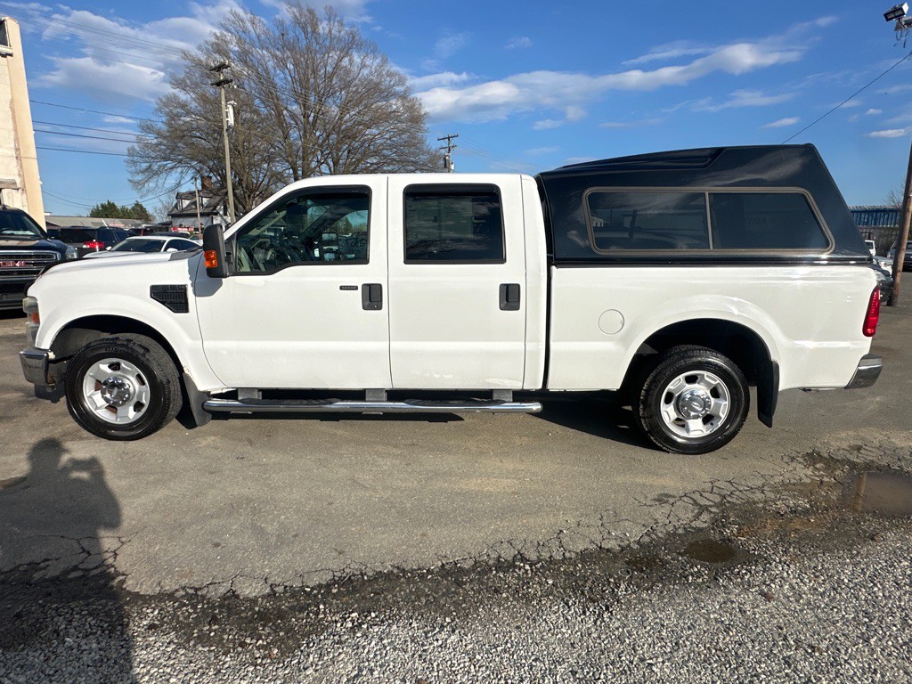 2010 Ford F-250 Image 2