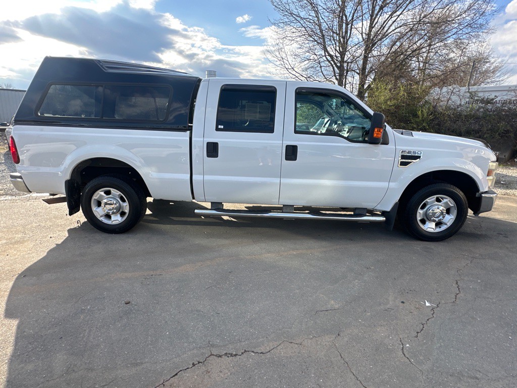 2010 Ford F-250 Image 6