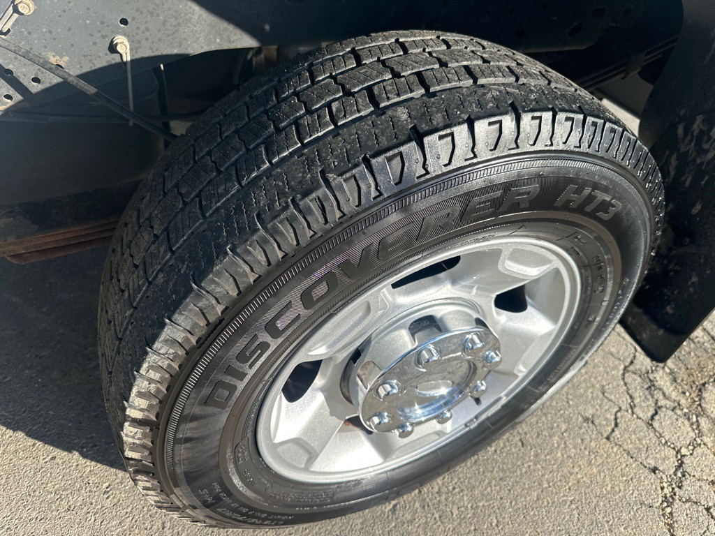 2010 Ford F-250 Image 11