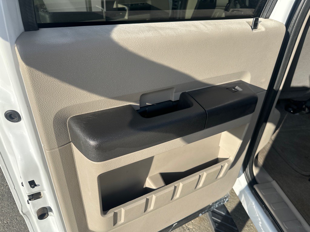 2010 Ford F-250 Image 14