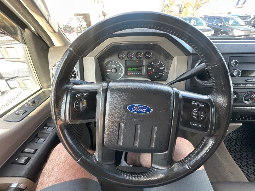 2010 Ford F-250 Image 17