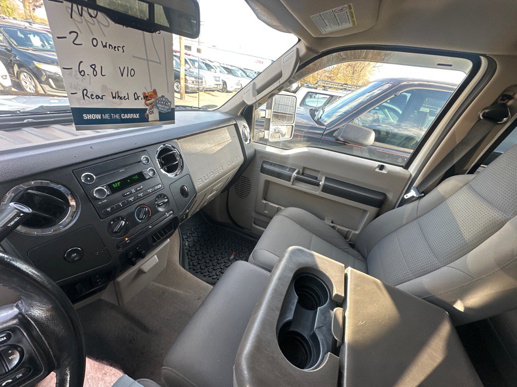 2010 Ford F-250 Image 21