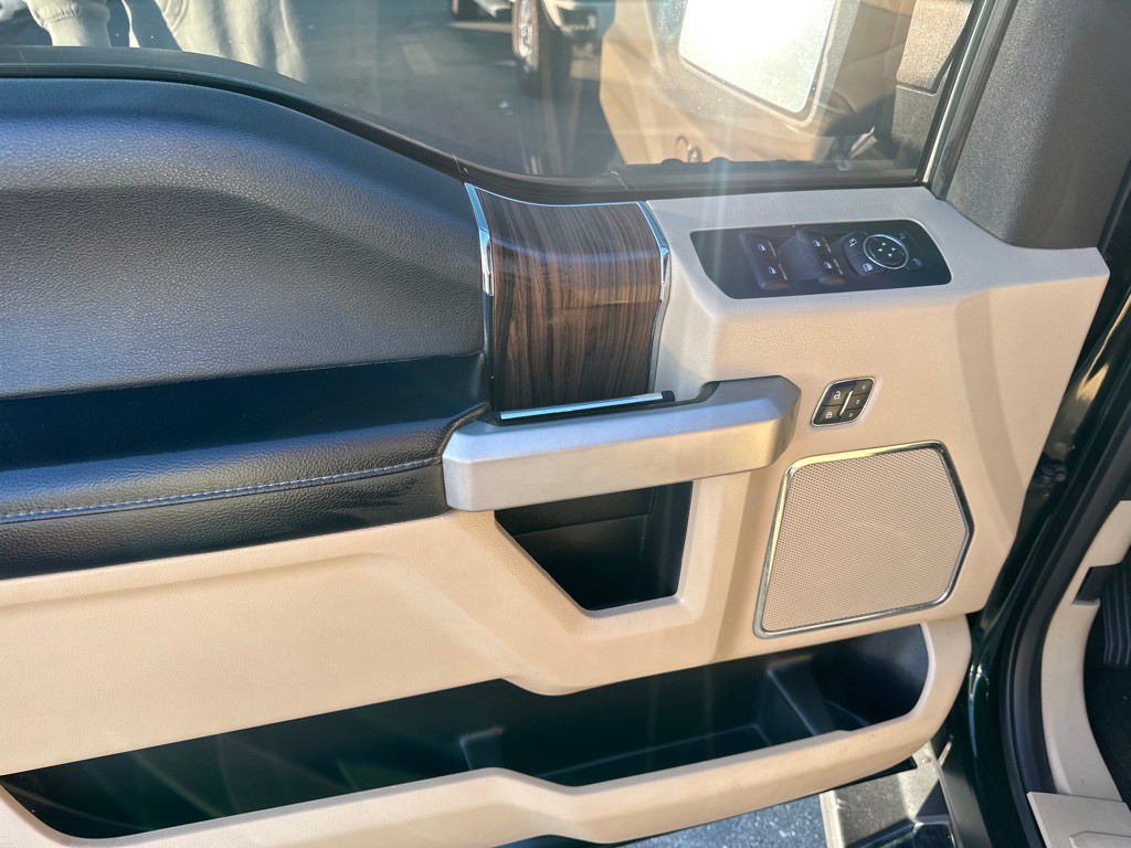 2015 Ford F-150 Image 12