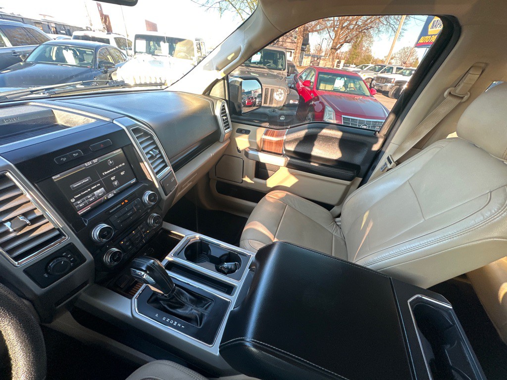 2015 Ford F-150 Image 23
