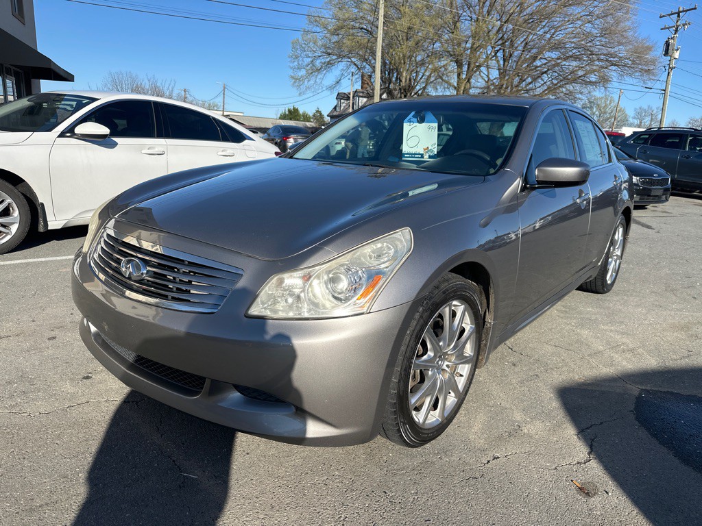 2009 INFINITI G37 Image 1