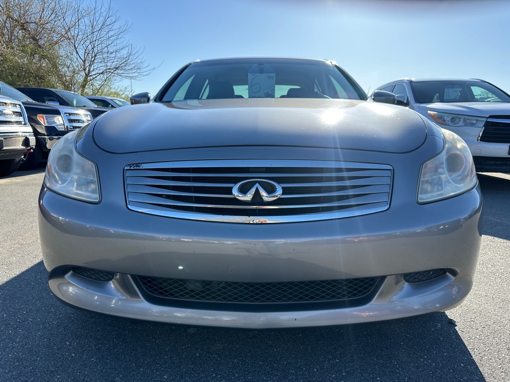 2009 INFINITI G37 Image 8