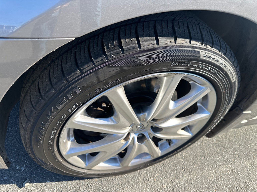 2009 INFINITI G37 Image 9