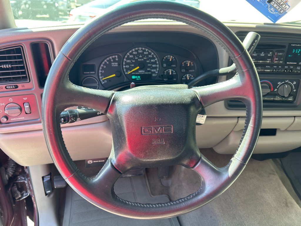 1999 GMC Sierra Image 13