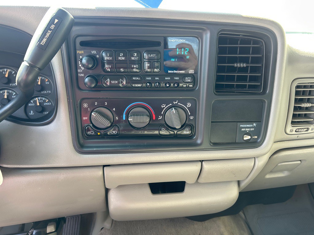 1999 GMC Sierra Image 14