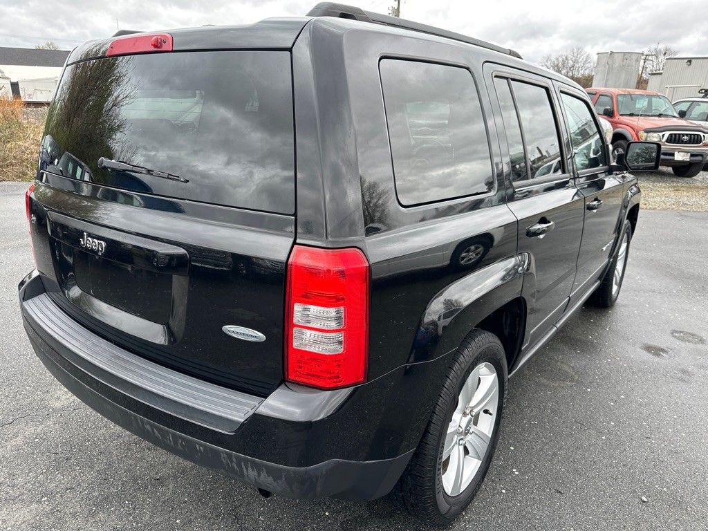 2017 Jeep Patriot Image 5