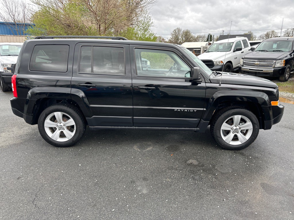 2017 Jeep Patriot Image 6