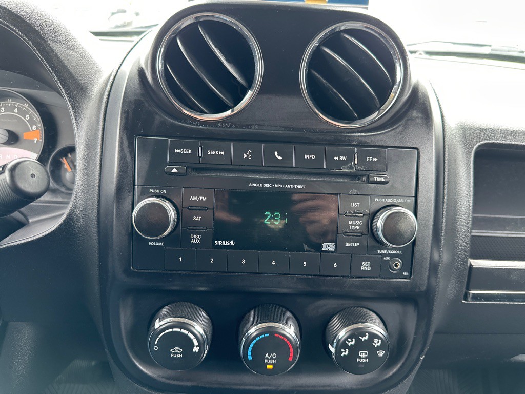 2017 Jeep Patriot Image 17