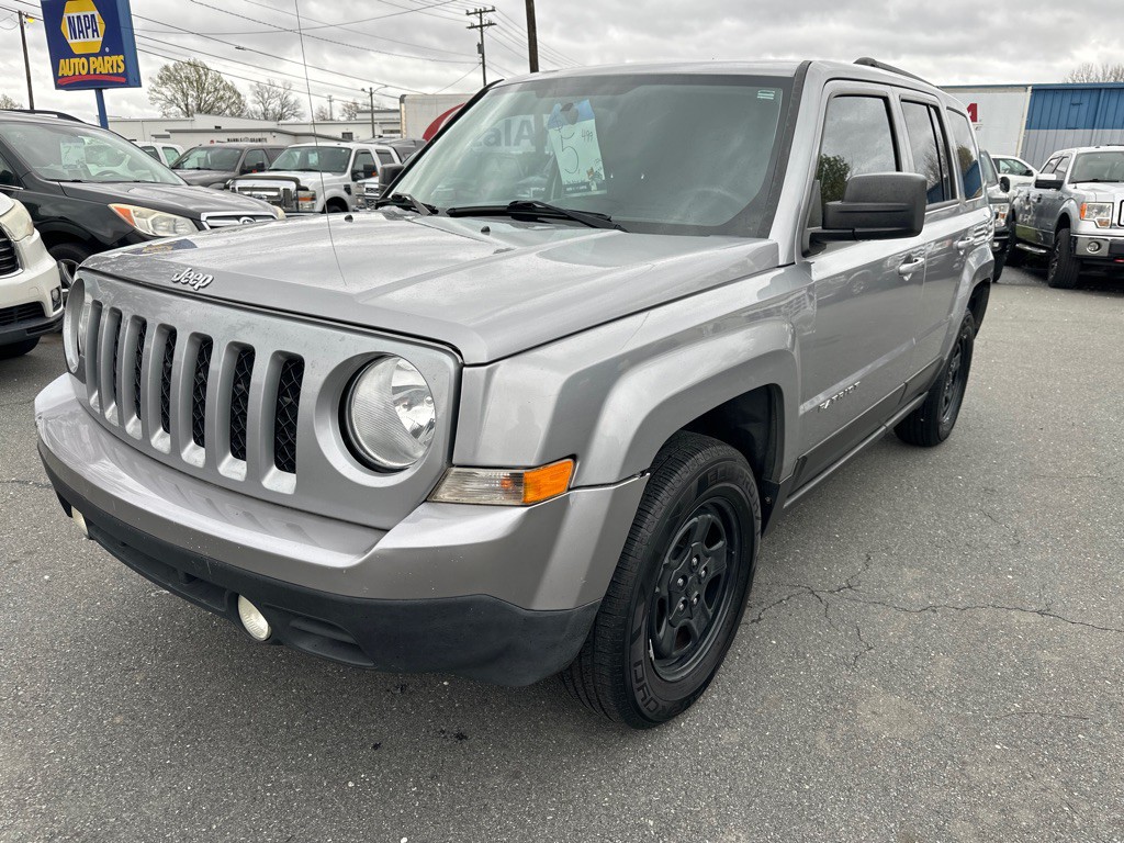 2016 Jeep Patriot Image 1