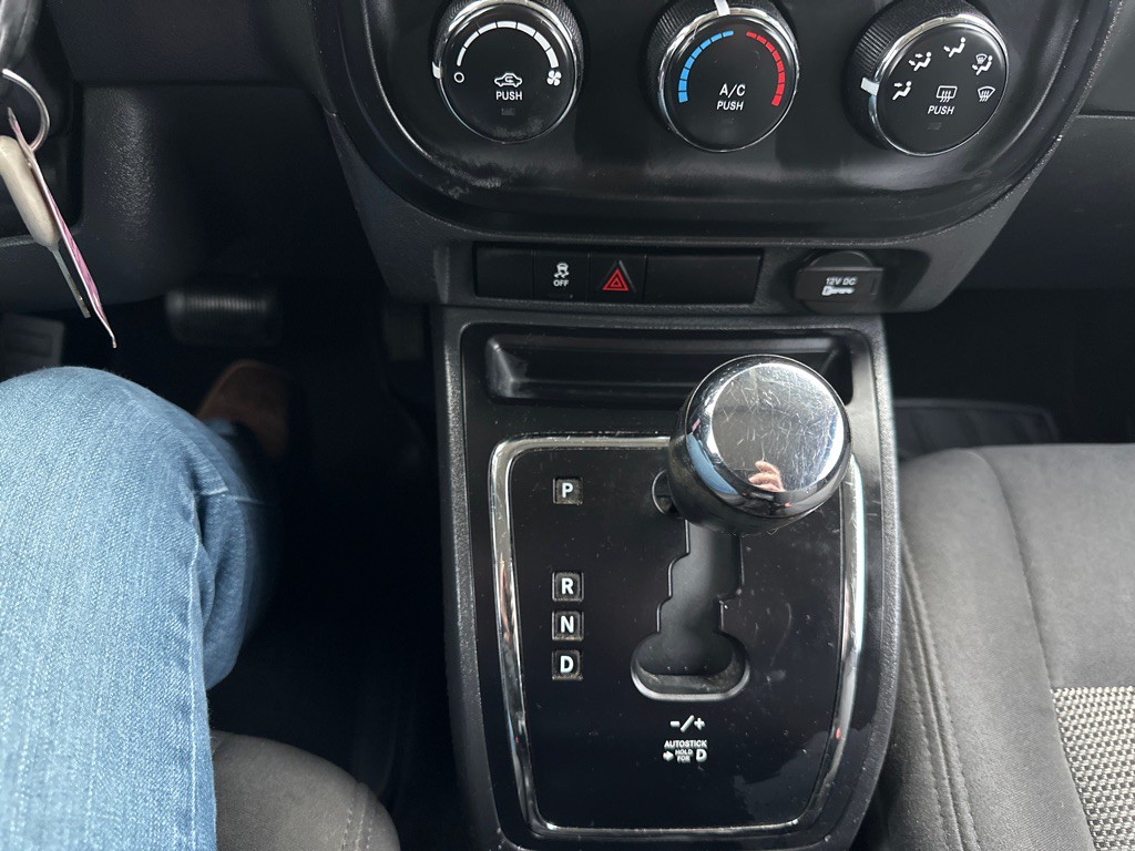 2016 Jeep Patriot Image 18