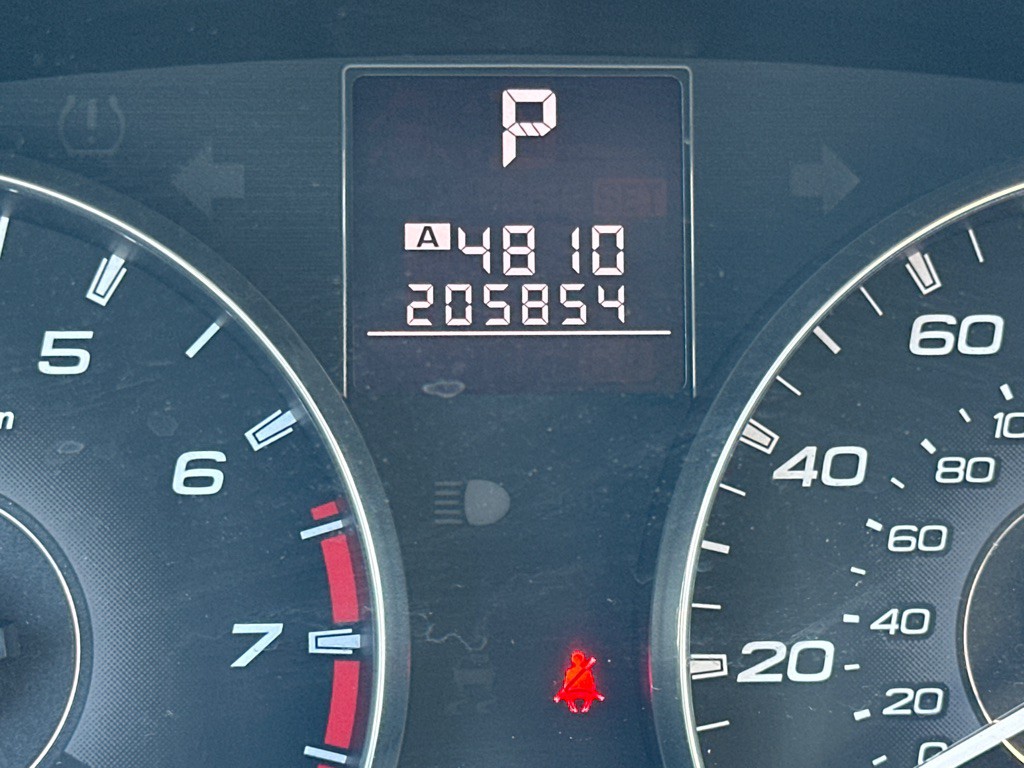 2012 Subaru Outback Image 16