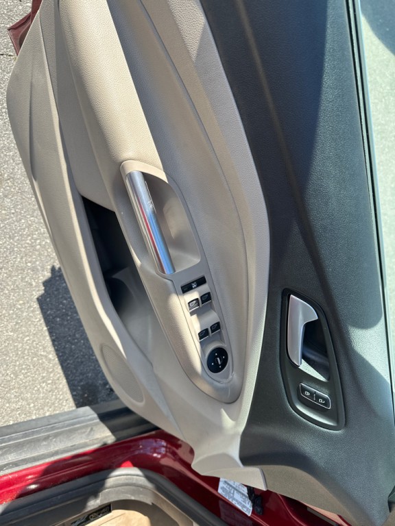 2013 Ford C-Max Image 11