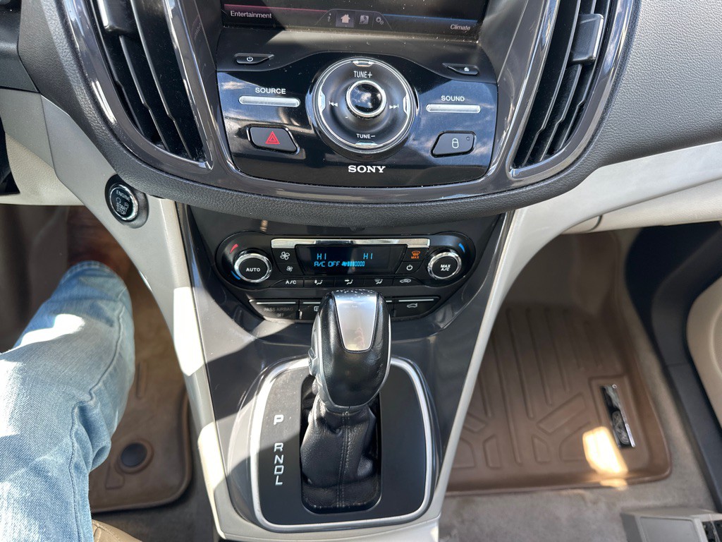 2013 Ford C-Max Image 19