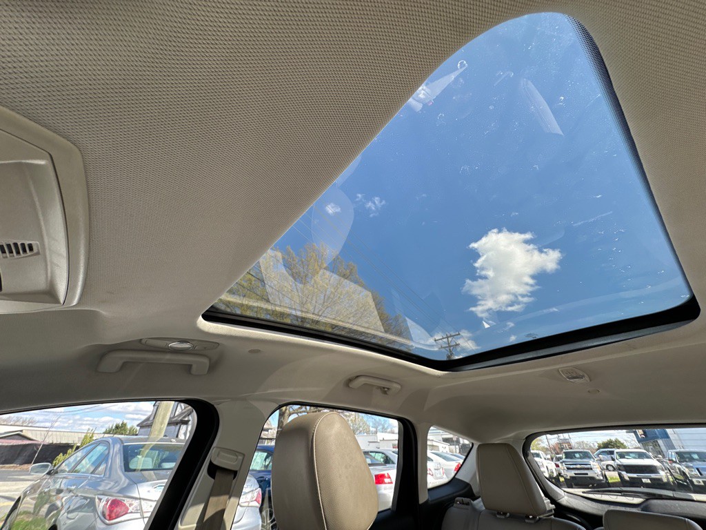 2013 Ford C-Max Image 22