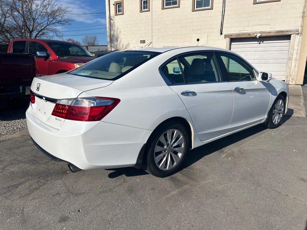 2015 Honda Accord Image 5
