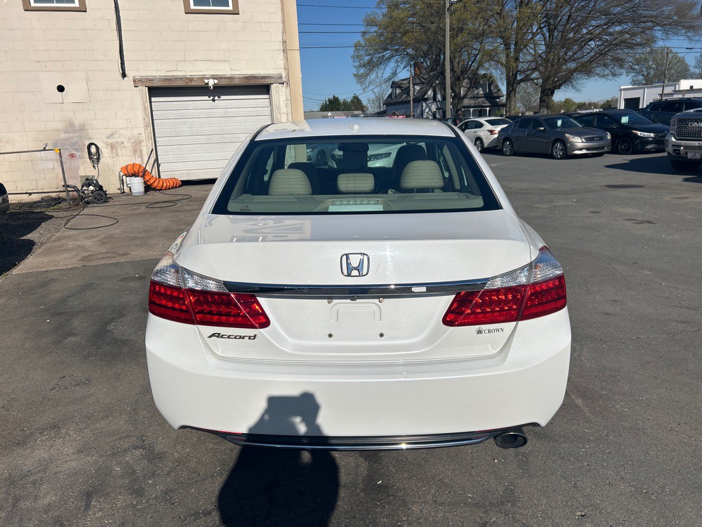 2015 Honda Accord Image 6