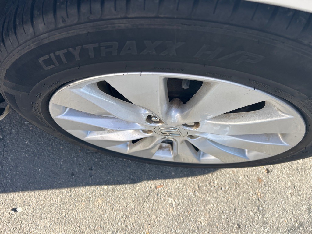 2015 Honda Accord Image 9