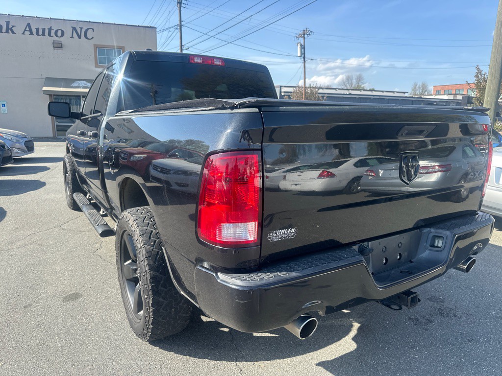 2016 RAM 1500 Image 3