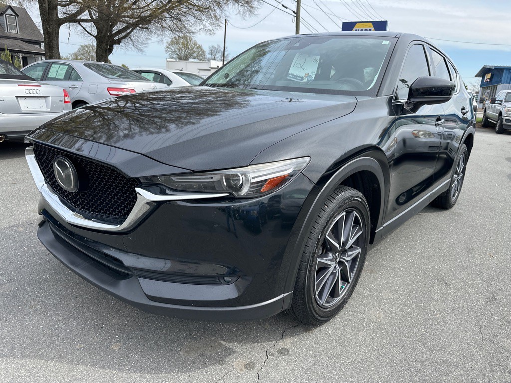 2017 Mazda CX-5 Image 1