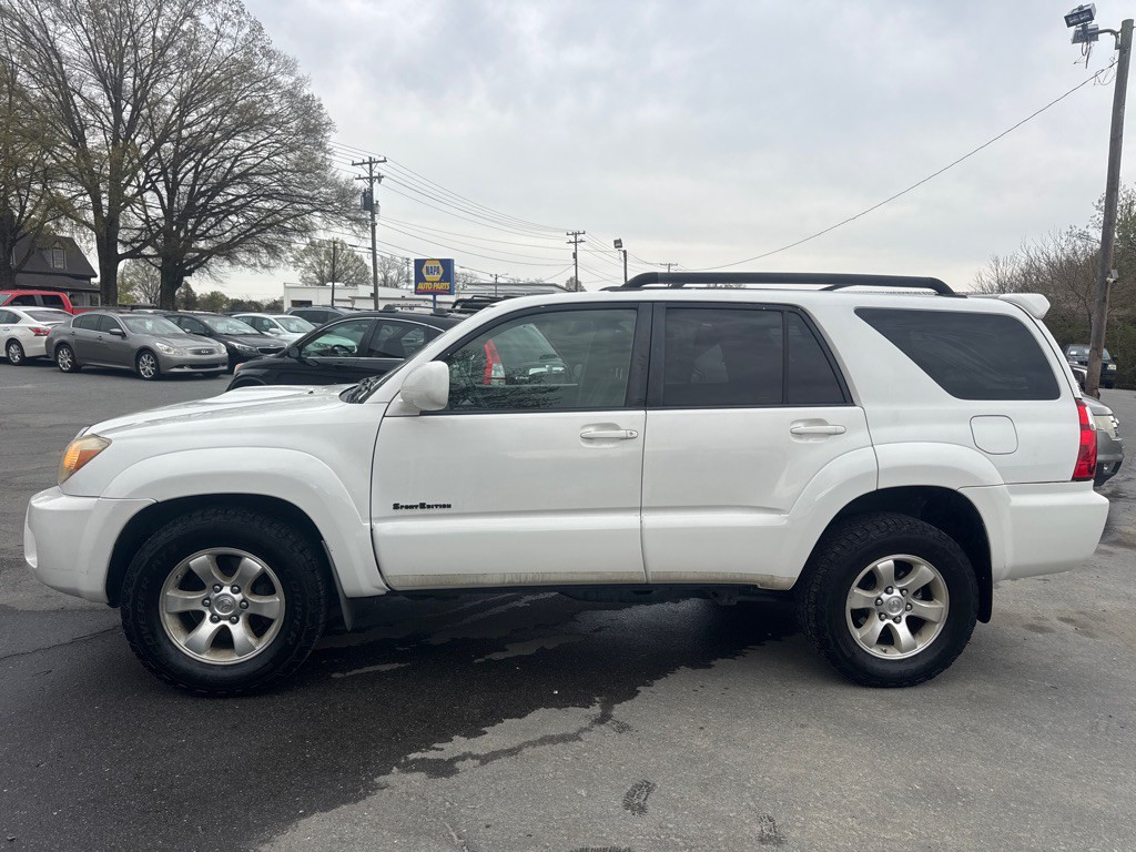 2007 Toyota 4Runner Image 2