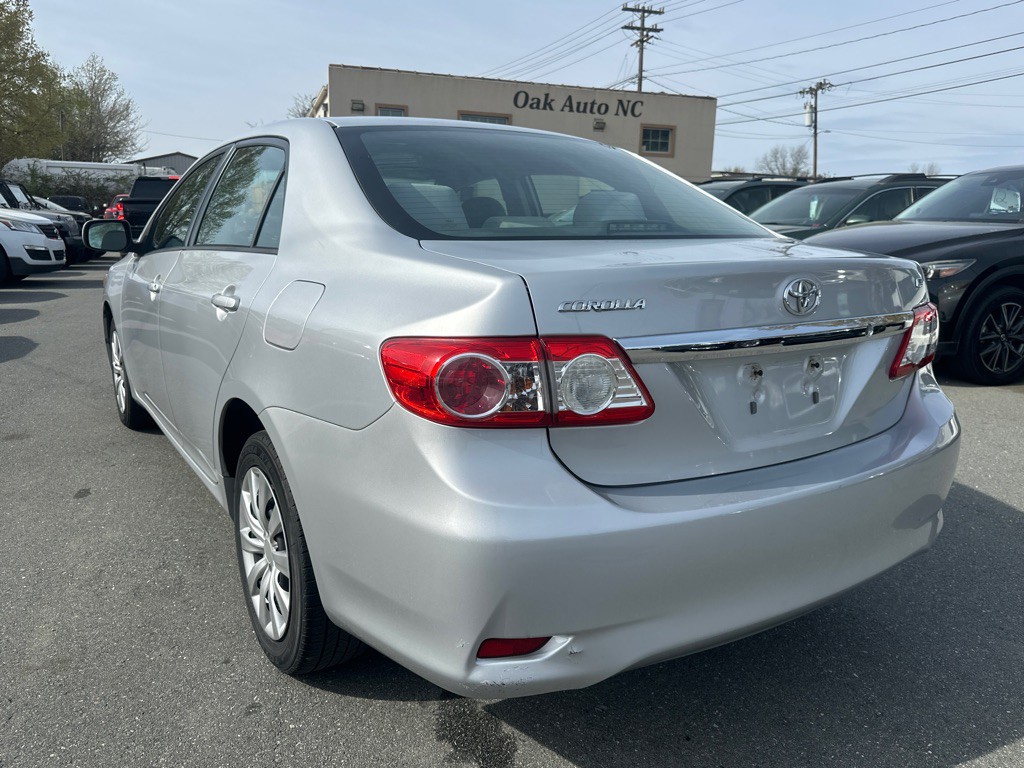 2012 Toyota Corolla Image 3
