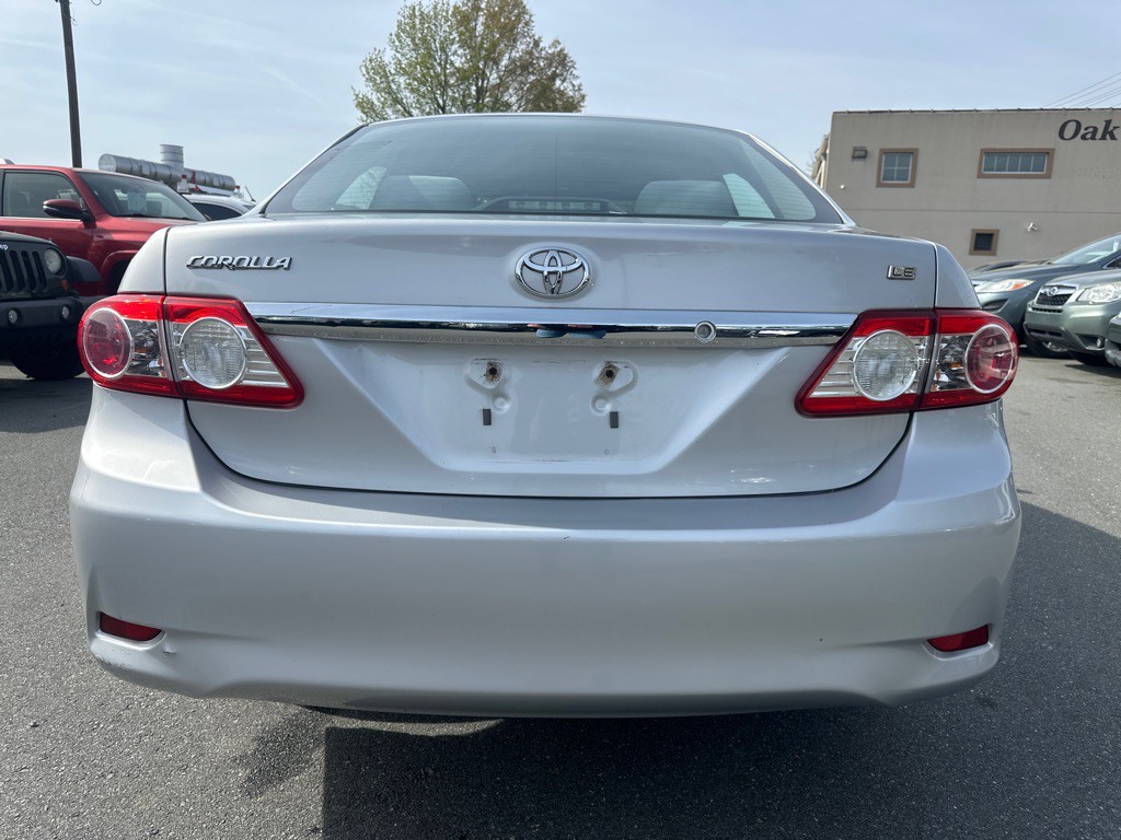 2012 Toyota Corolla Image 4