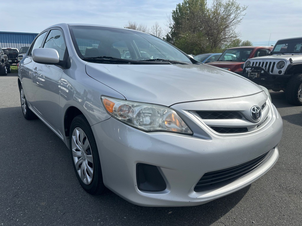 2012 Toyota Corolla Image 7