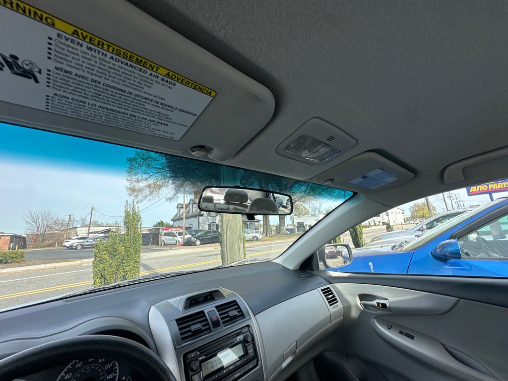 2012 Toyota Corolla Image 20