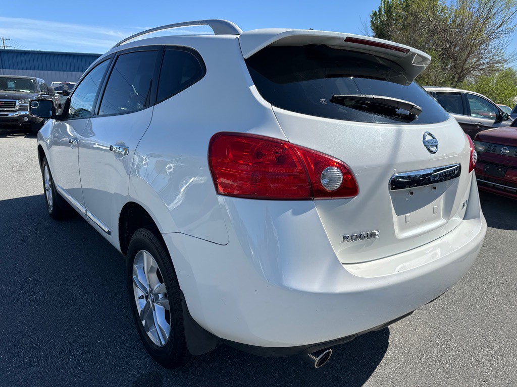 2013 Nissan Rogue Image 3