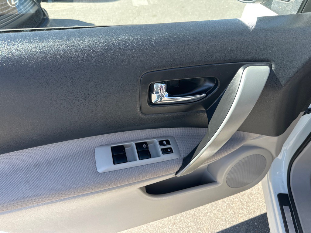 2013 Nissan Rogue Image 11