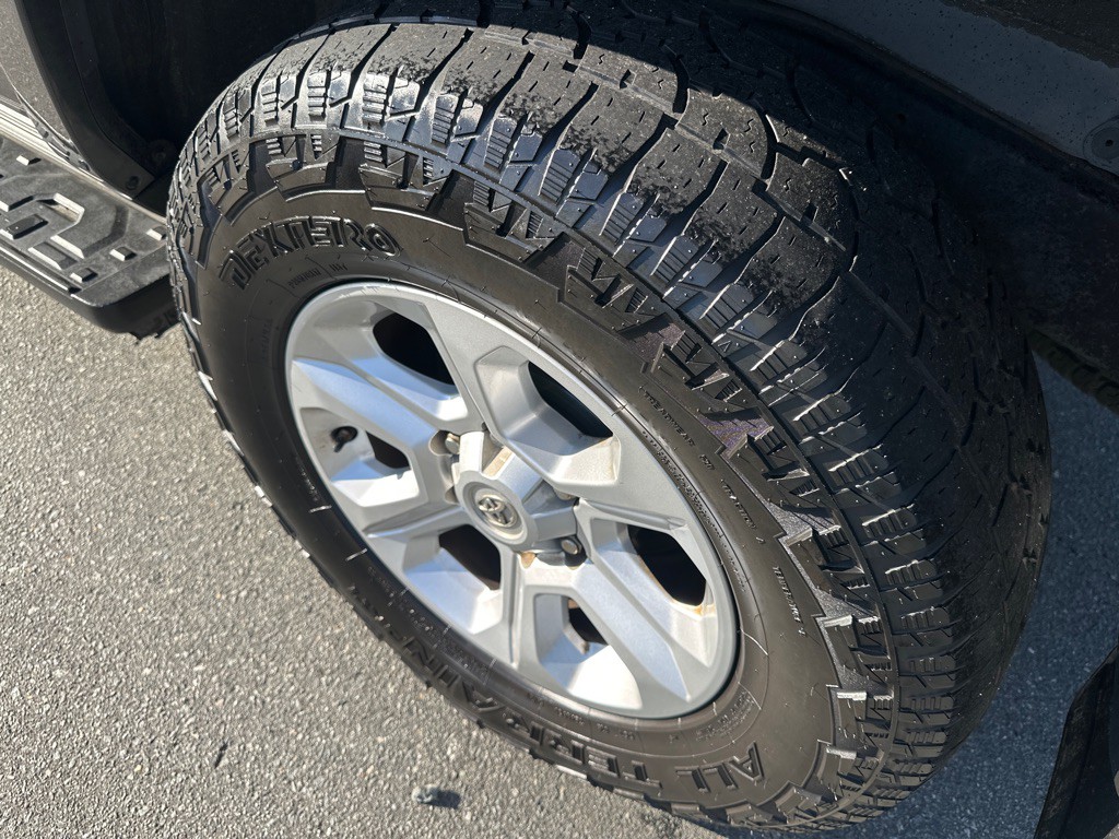 2014 Toyota 4Runner Image 10