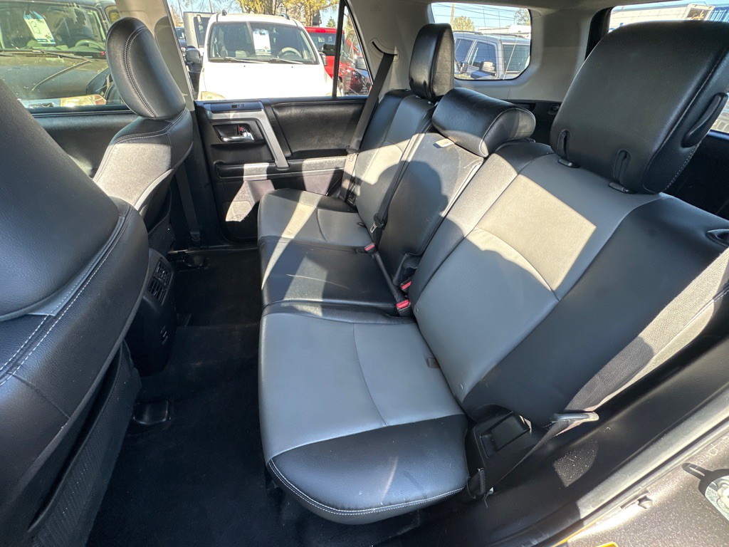 2014 Toyota 4Runner Image 14