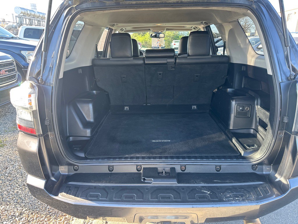 2014 Toyota 4Runner Image 15