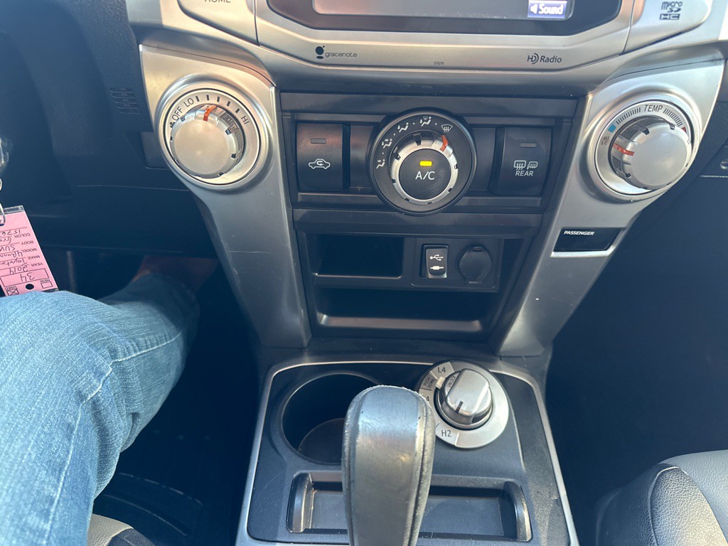 2014 Toyota 4Runner Image 19