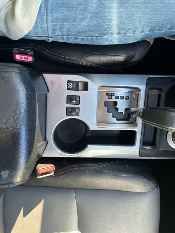 2014 Toyota 4Runner Image 21