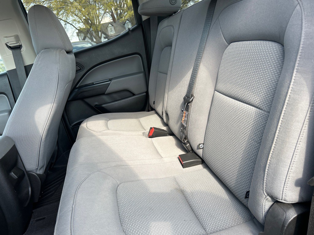 2017 Chevrolet Colorado Image 12